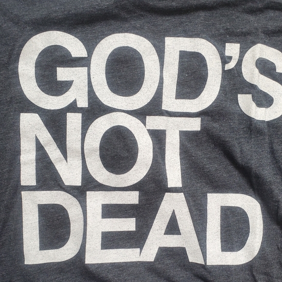 GOD'S NOT DEAD TSHIRT - S - Picture 2 of 3